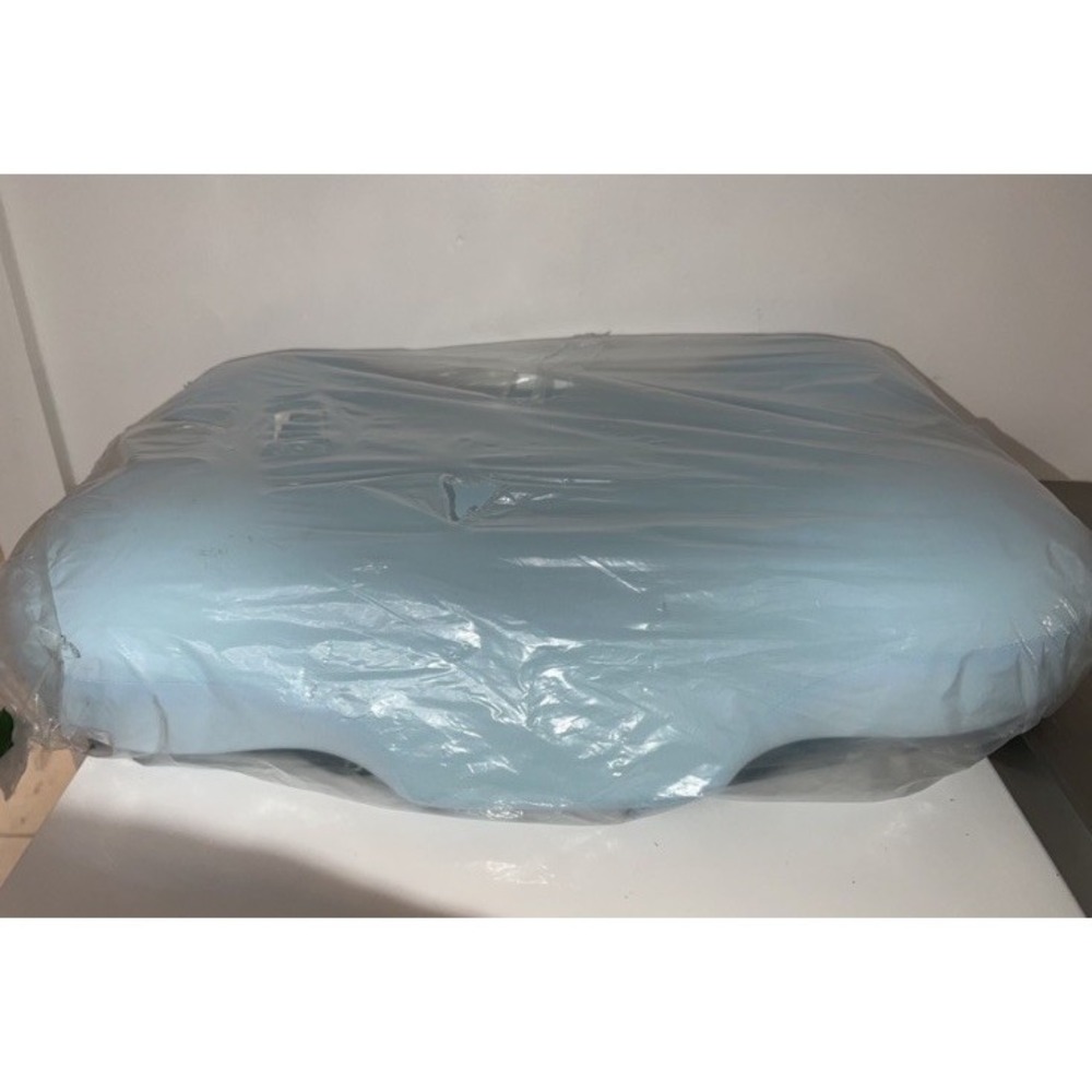 (13)ERGONOMIC MEMORY FOAM BUTTERFLY PILLOW(open Box)
